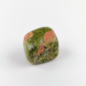 Pietra-unakite-burattato-segno-zodiacale-capricorno